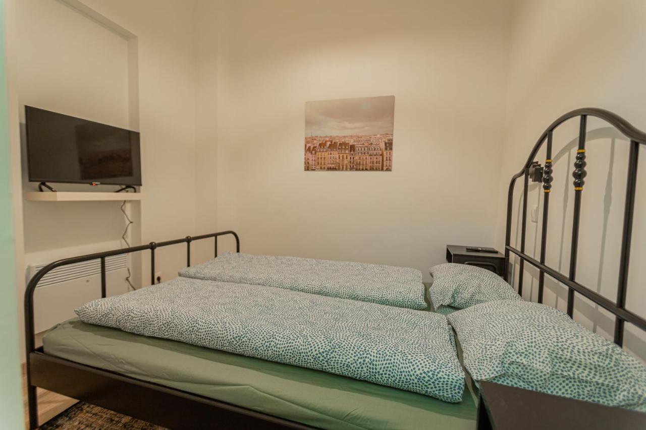 Downtown Studio Flat In Budapest, Mona ภายนอก รูปภาพ